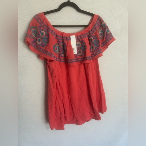 Nwt soft surroundings off the shoulder embroidered top - Picture 2 of 7